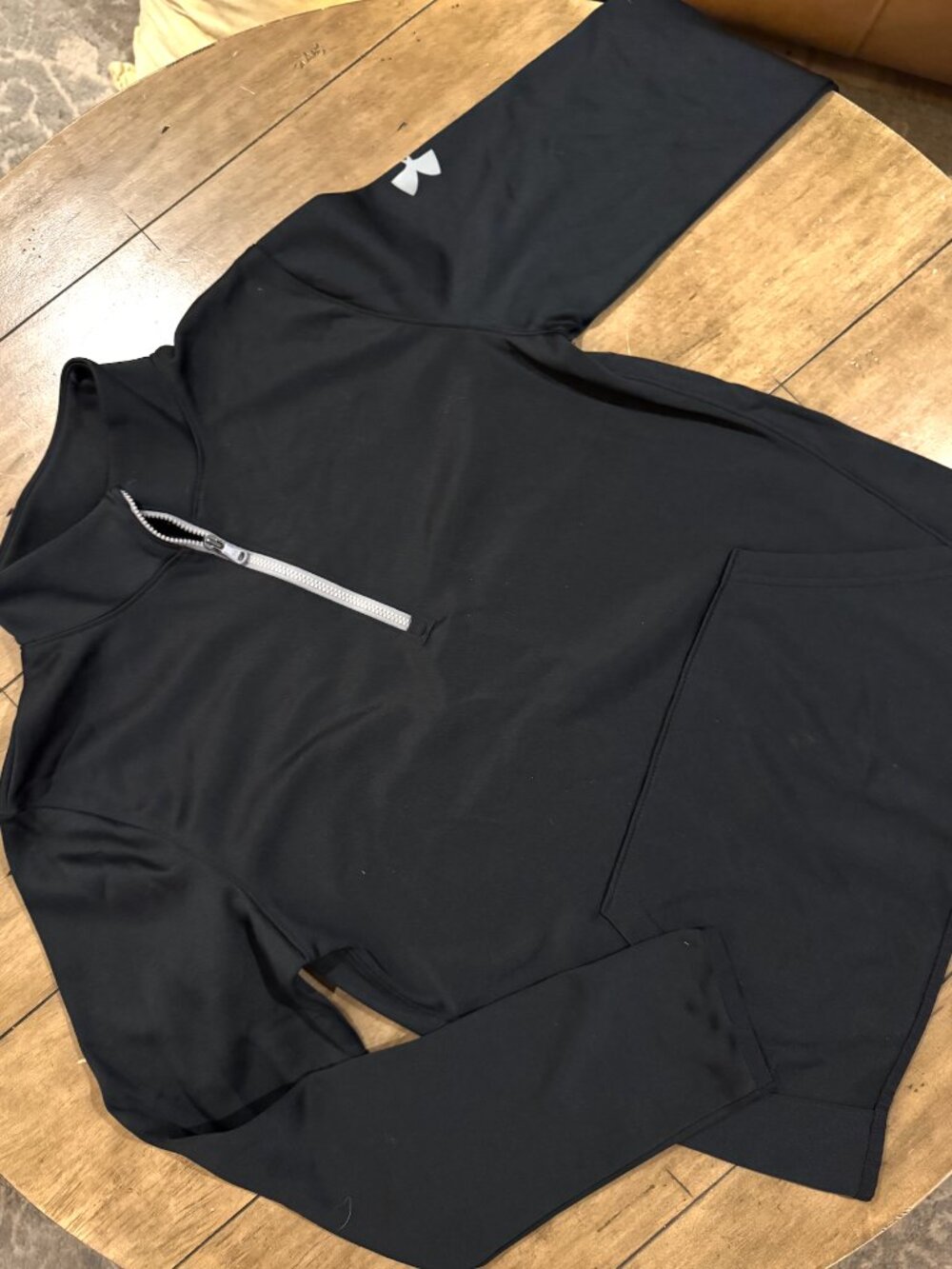 Under Armour Youth XL Coldgear 1/4 zip, black